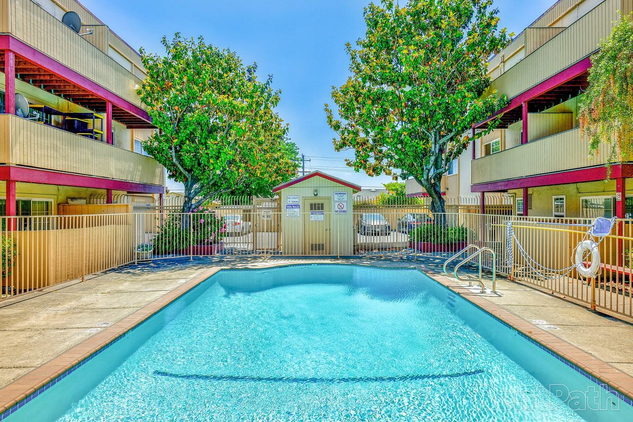 Sequoia Grove Apartments for Rent 14550 E 14th St, San Leandro, CA