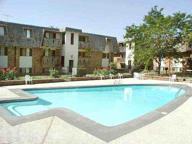 Viking Apartments 1729 S Luster Ave, Springfield, MO 65804 Zumper