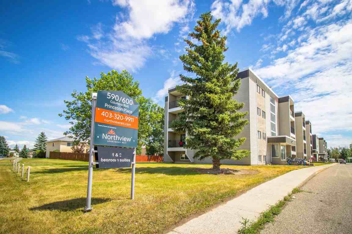 Apartments for rent at Princeton Place 600 and 600 Columbia Blvd West