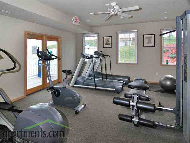 Hawks Ridge Apartments 1748 Gateway Blvd, Beloit, WI 53511 Zumper