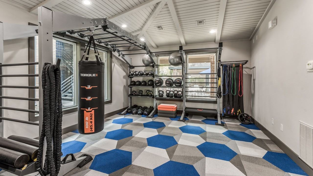 The Biltmore Apartments 10600 Six Pines Dr, The Woodlands, TX 77380