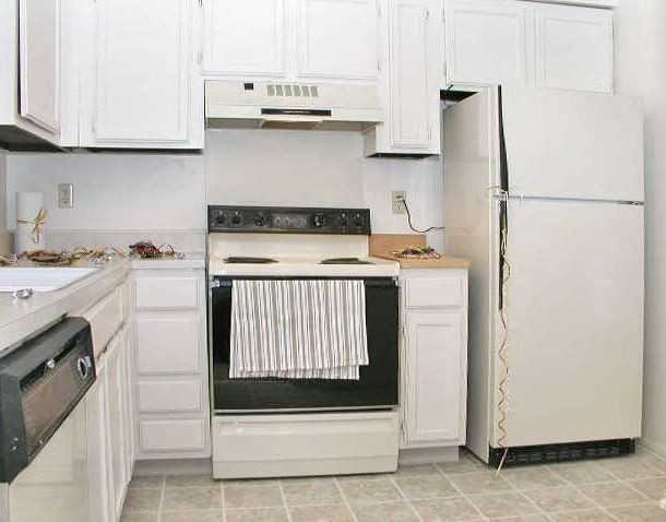 Nine Thousand Westfield Apartments 9000 Westfield Boulevard