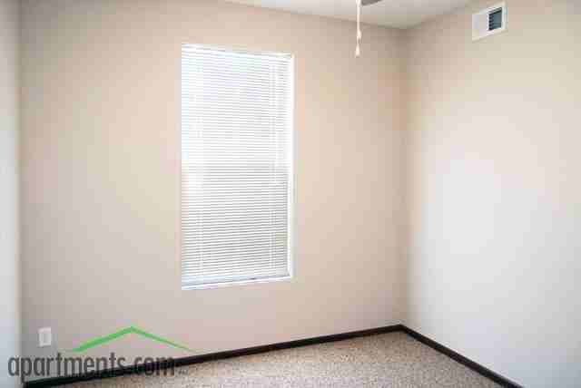 Providence Pointe Apartments 10305 Providence Dr, Johnston, IA 50131