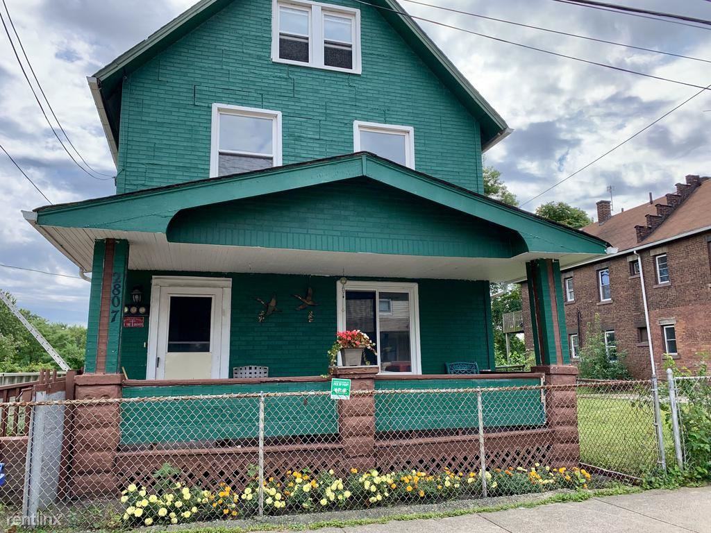 2807 York Ave UP, Cleveland, OH 44113 1 Bedroom Apartment for Rent for