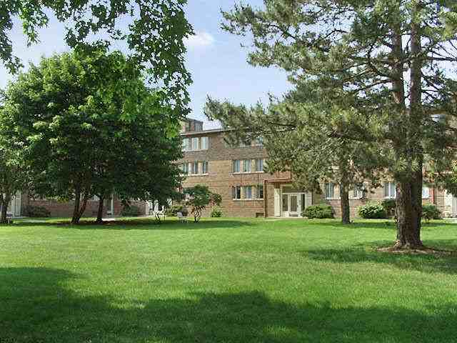 Ellison Park Apartments 1 Bobrich Dr, Rochester, NY 14610 Zumper