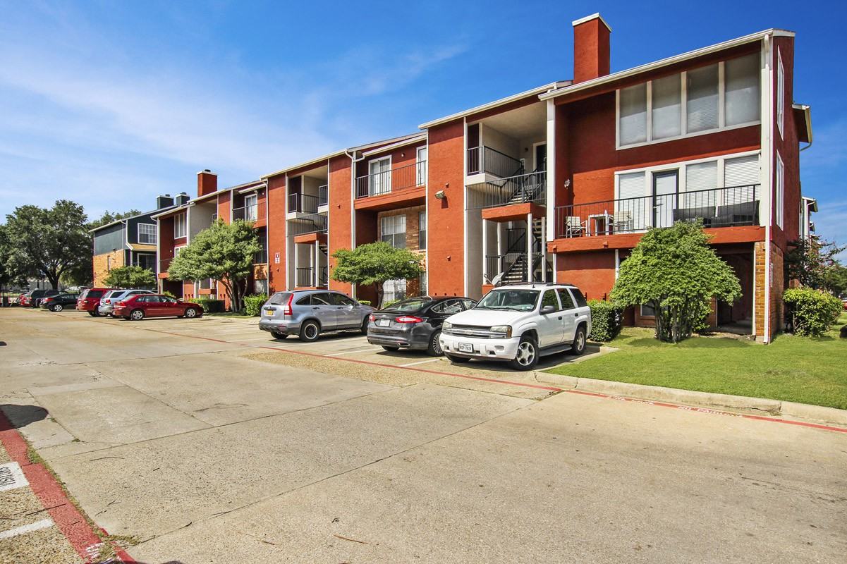 Cadence Apartments 3913 Gannon Ln, Dallas, TX 75237 Zumper