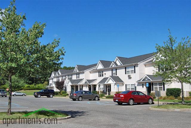 Victorian Gardens Apartments 2 Victorian Ct, Holtsville, NY 11742