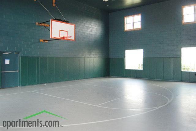 Victorian Gardens Apartments 2 Victorian Ct, Holtsville, NY 11742