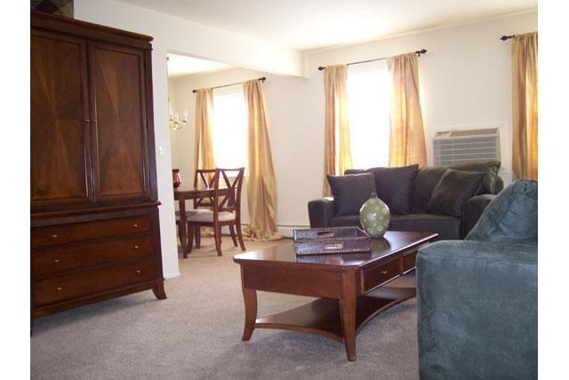 Squire Village Properties Apartments 374 Temple Hill Rd, New Windsor