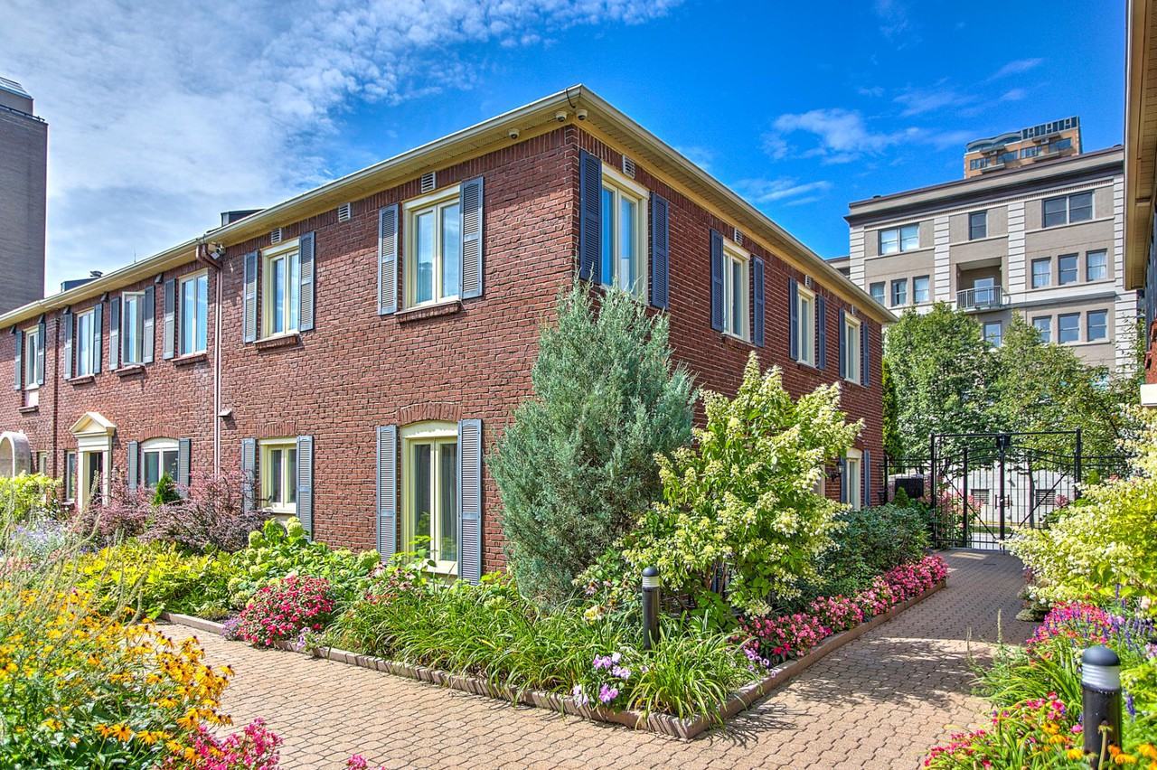 1410 Av Du DocteurPenfield, Montréal, QC H3G 1B7 3 Bedroom House for