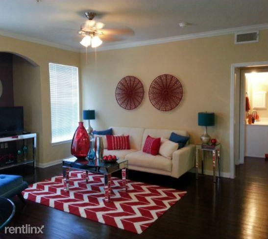 Big Bubbly Baths Apartments Grand Ave Pkwy, Austin, TX 78728 Zumper