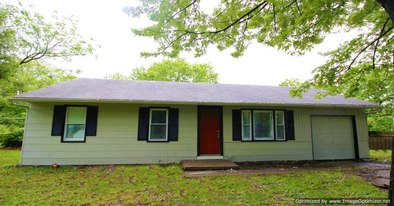 9317 Grandview Rd, Kansas City, MO 64132 3 Bedroom House for Rent for 875/month Zumper