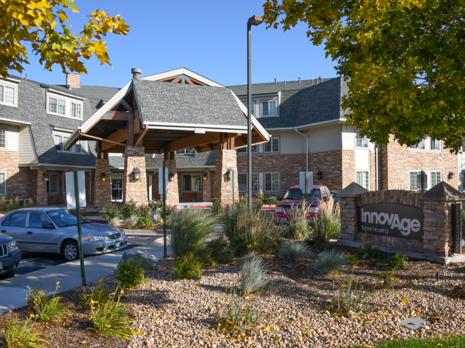 Pinewood Lodge Apartments 200 S Ironton St, Aurora, CO 80012 Zumper