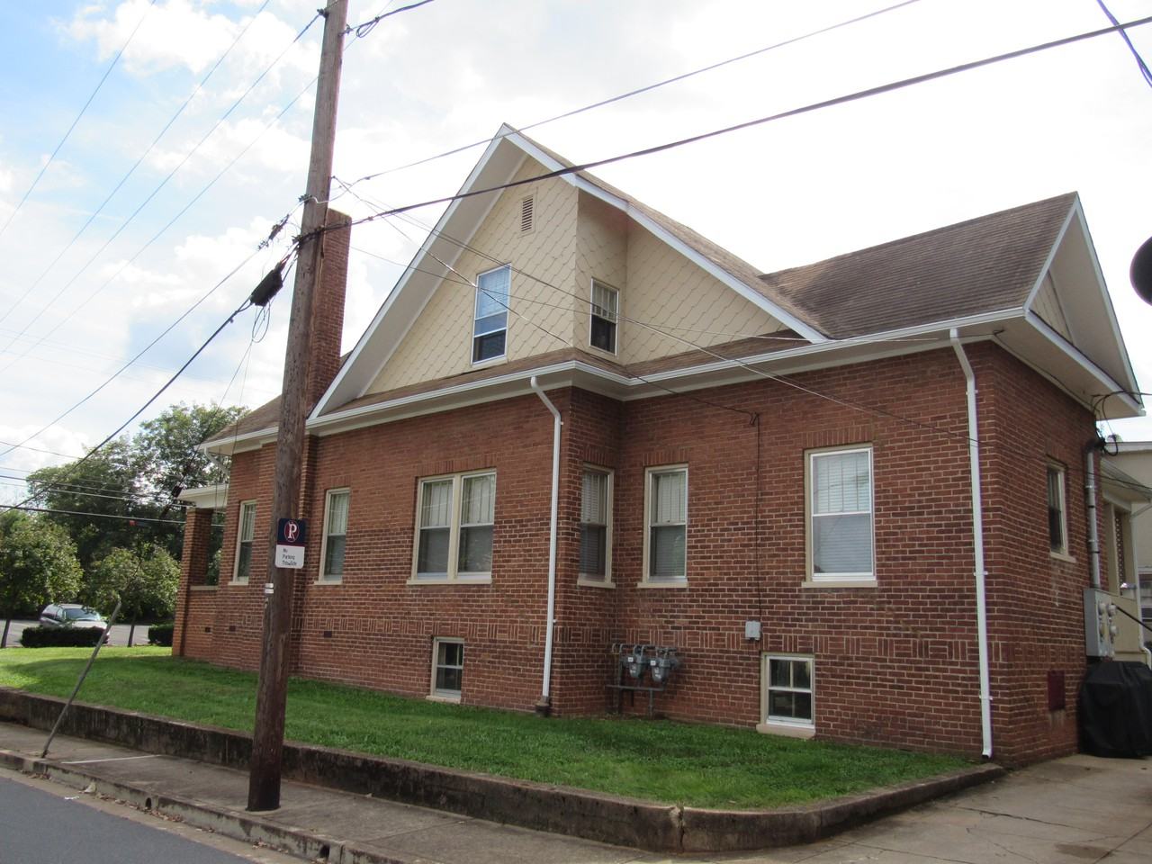 310 N East St Apartments in Culpeper, VA 22701 Zumper