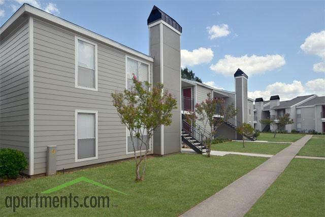 Millicent Crossing Apartments 8700 Millicent Way, Shreveport, LA