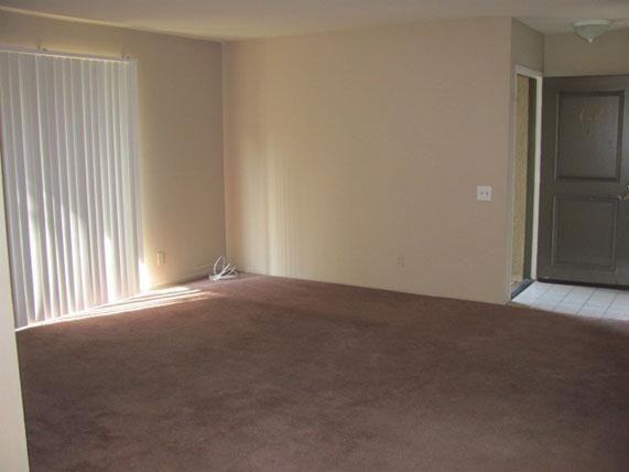 Las Flores Gardens Apartments 4200 Rosemead Blvd, Pico Rivera, CA