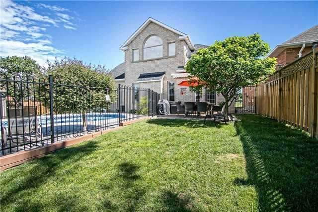 1 BEDROOM BASEMENT FOR RENT WHITBY DUNDAS ST E Apartments 10 Otto