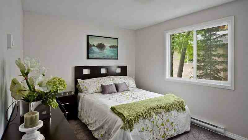 295 Loewen Apartments in Steinbach, MB R5G 2K9 Zumper