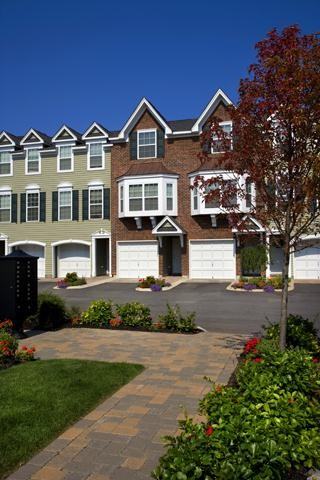 Chatham Square Apartments Charley's Pl., Bay Shore, NY 11706 Zumper