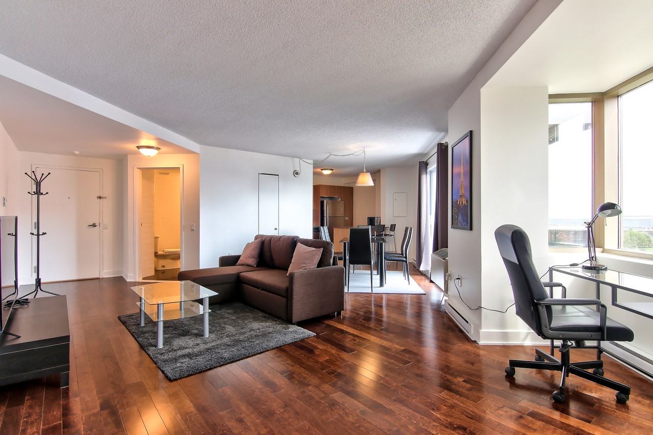 2240 Boulevard Thimens, Montréal, QC H4R 2M1 2 Bedroom Apartment for