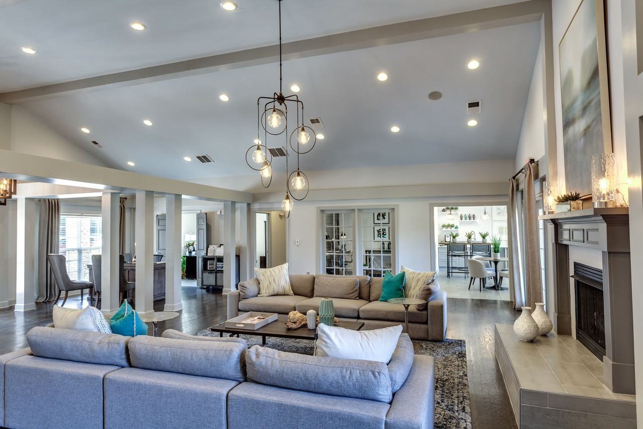 Evergreen at the Bluffs Apartments 501 Tiger Way, Knoxville, TN 37918