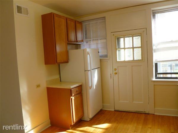 2303 W Addison St Apartments in North Center, Chicago, IL 60618 Zumper