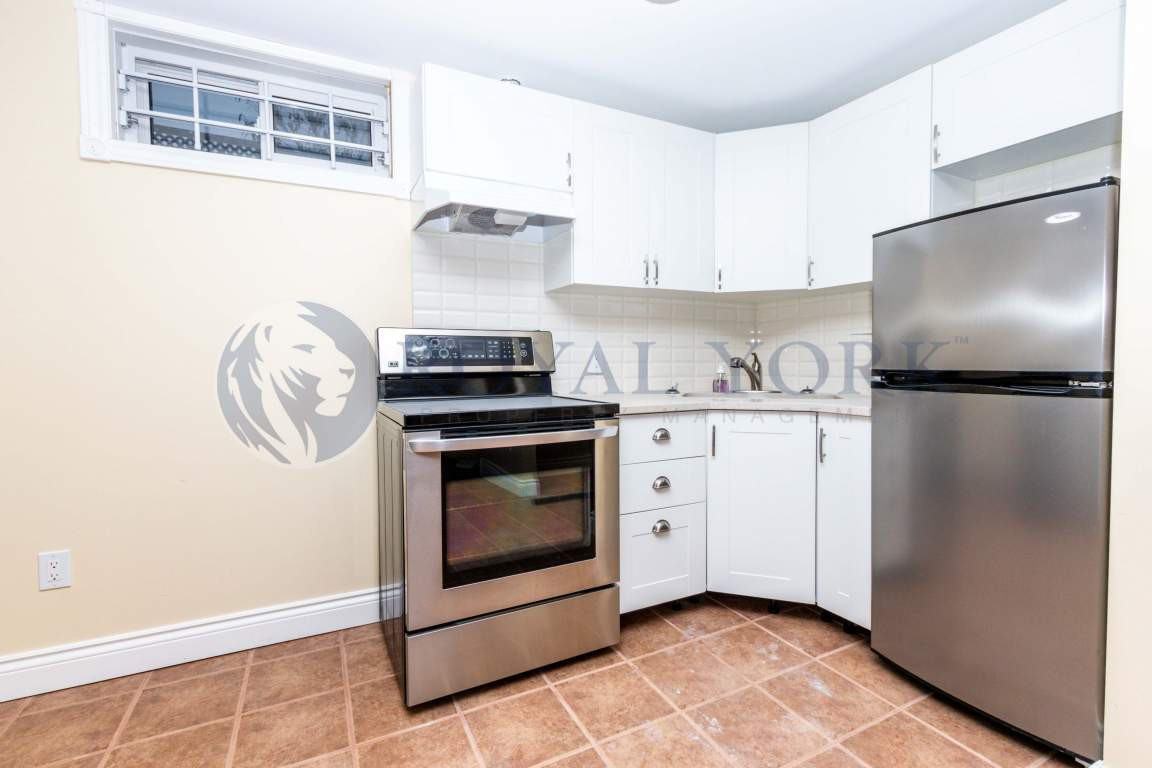 1 BEDROOM BASEMENT FOR RENT WHITBY DUNDAS ST E Apartments 10 Otto