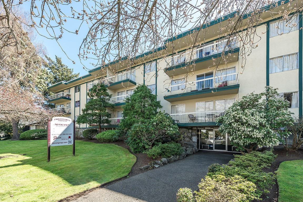 Emerald Green Apartments 1445 Fort Street, Victoria, BC V8S 1Z4 Zumper