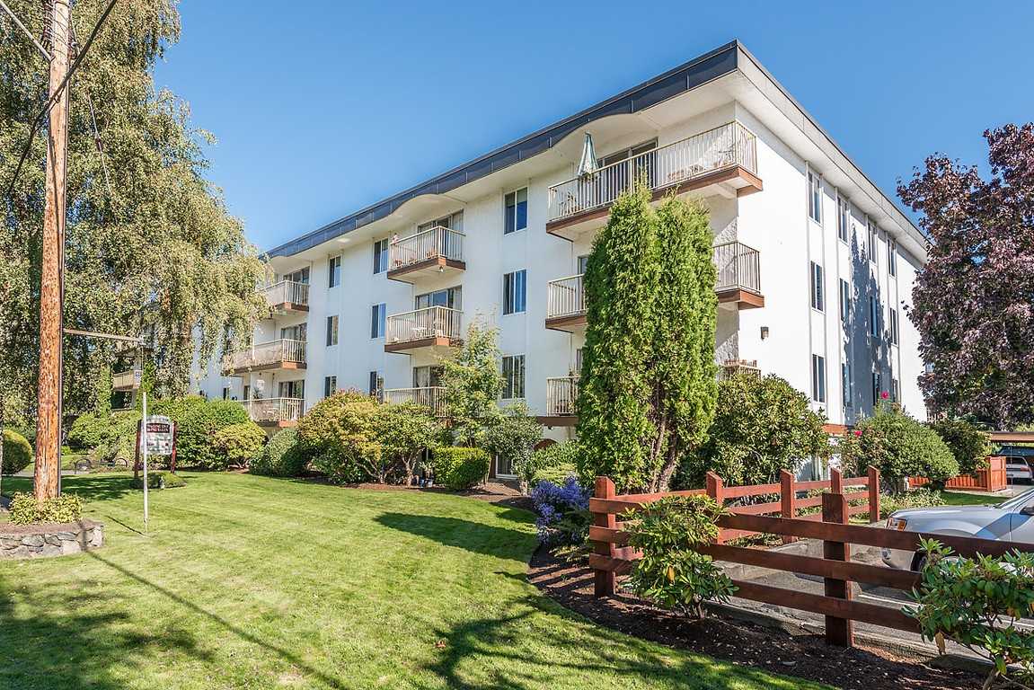 Casa del Mar Apartments 1625 Richmond Avenue, Victoria, BC V8R 4P7