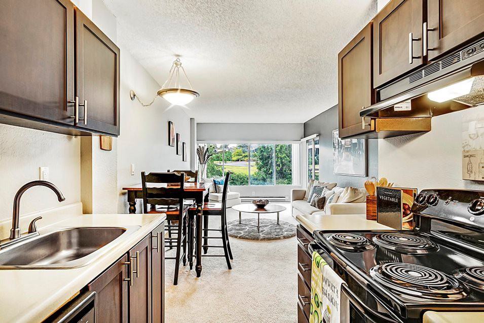 Luxe at Meridian Apartments 10306 Meridian Ave N, Seattle, WA 98133