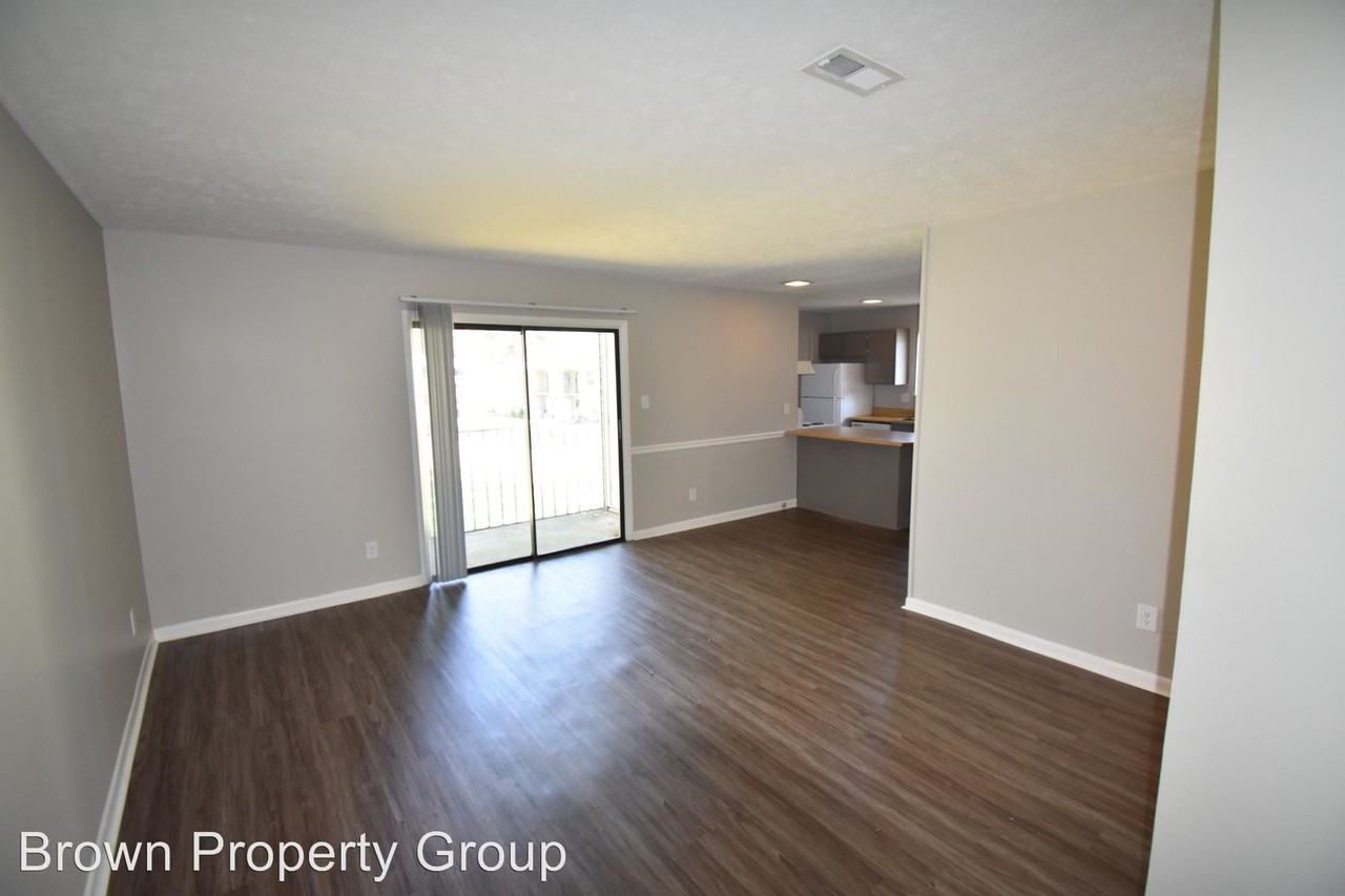 Applewood Village Apartments in Terry Sanford, Fayetteville, NC 28303