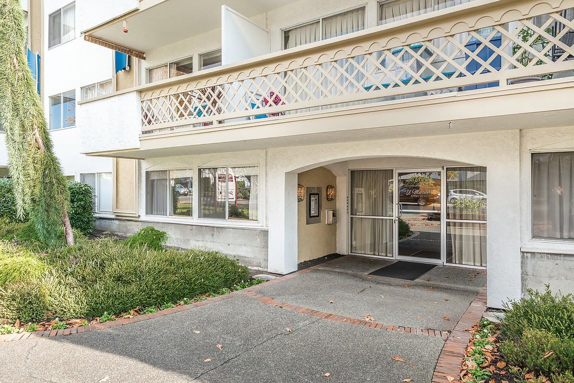 El Mirador Apartments in Fairfield, Victoria, BC V8V 3Y9 Zumper