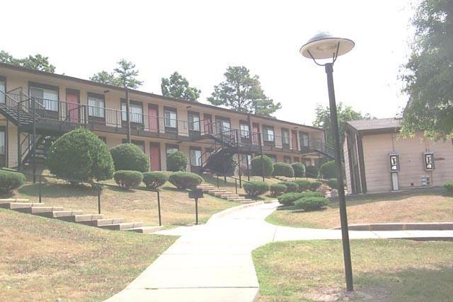 Warren House Apartments 2000 Reservoir Rd, Little Rock, AR 72227 Zumper