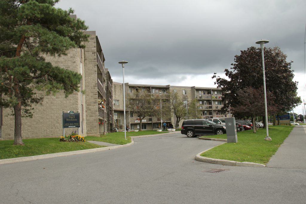 Brookdale Avenue Apartments 1451 Apartment Building, Cornwall, ON K6J