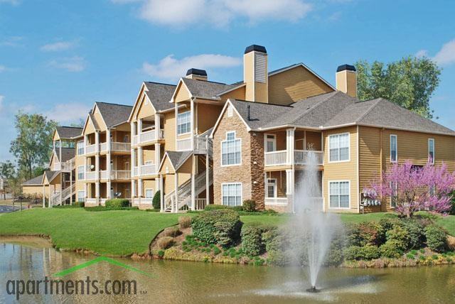 Appling Lakes at Cordova Club Apartments 1392 Equestrian Drive