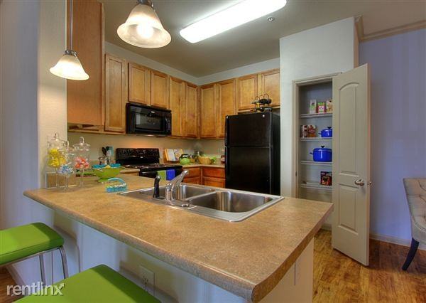 Pruitt I45 Apartments 45 Pruitt Rd, The Woodlands, TX 77380 Zumper