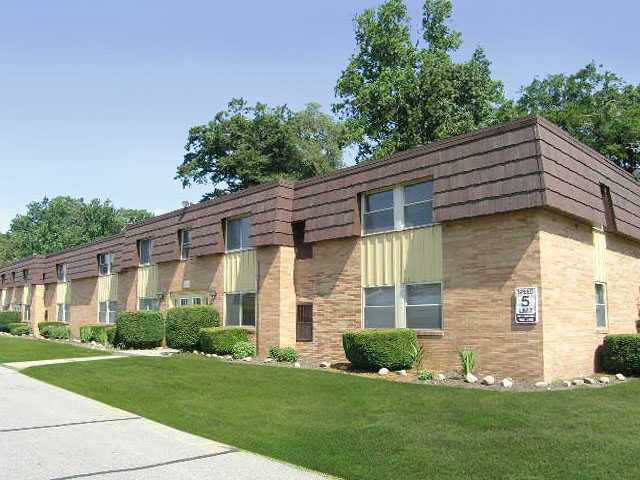 Parkway Apartments 1 E Spaulding St, Willoughby, OH 44094 Zumper