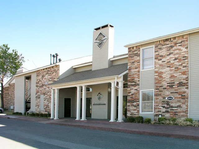 Meadowbrook Estates Apartments 4396 NW 36th St, Oklahoma City, OK