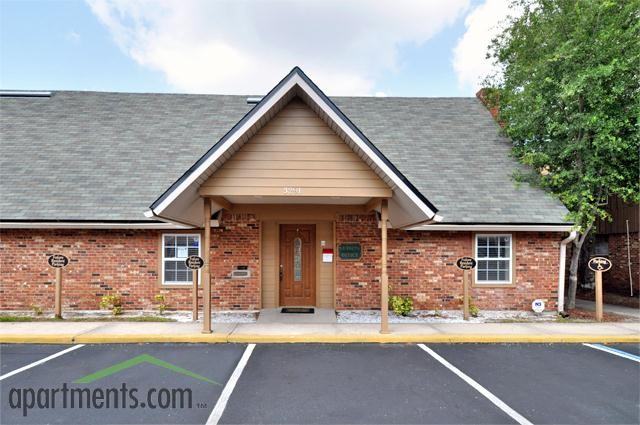 University Place Apartments 3285 University Blvd N, Jacksonville, FL