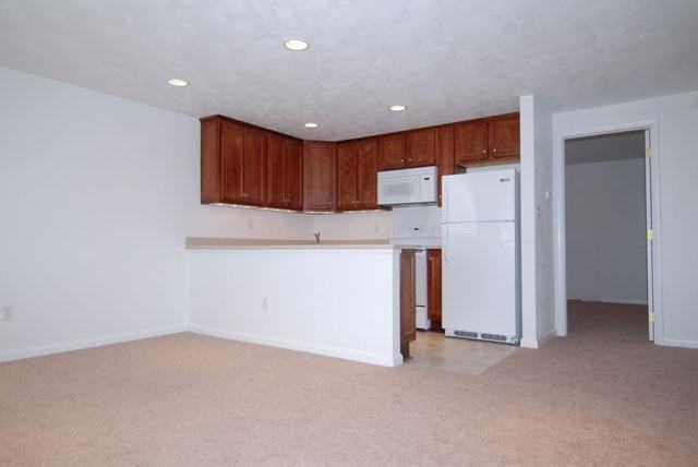 Sherwood Circle Townhomes Apartments 522 Sherwood Cir, Youngwood, PA