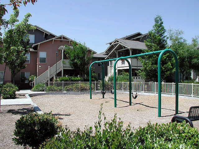 Cochrane Village Apartments 18555 Butterfield Blvd, Hill, CA