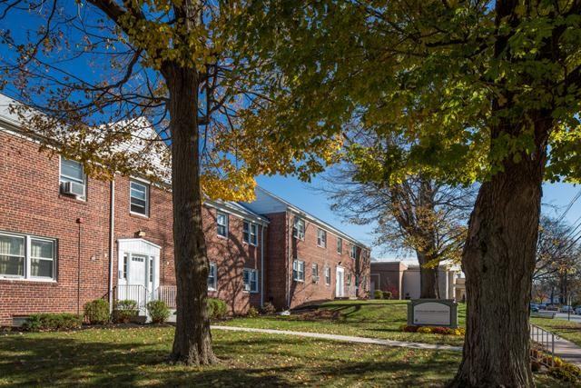 Highland Park Gardens Apartments 115 S 3rd Ave, Highland Park, NJ