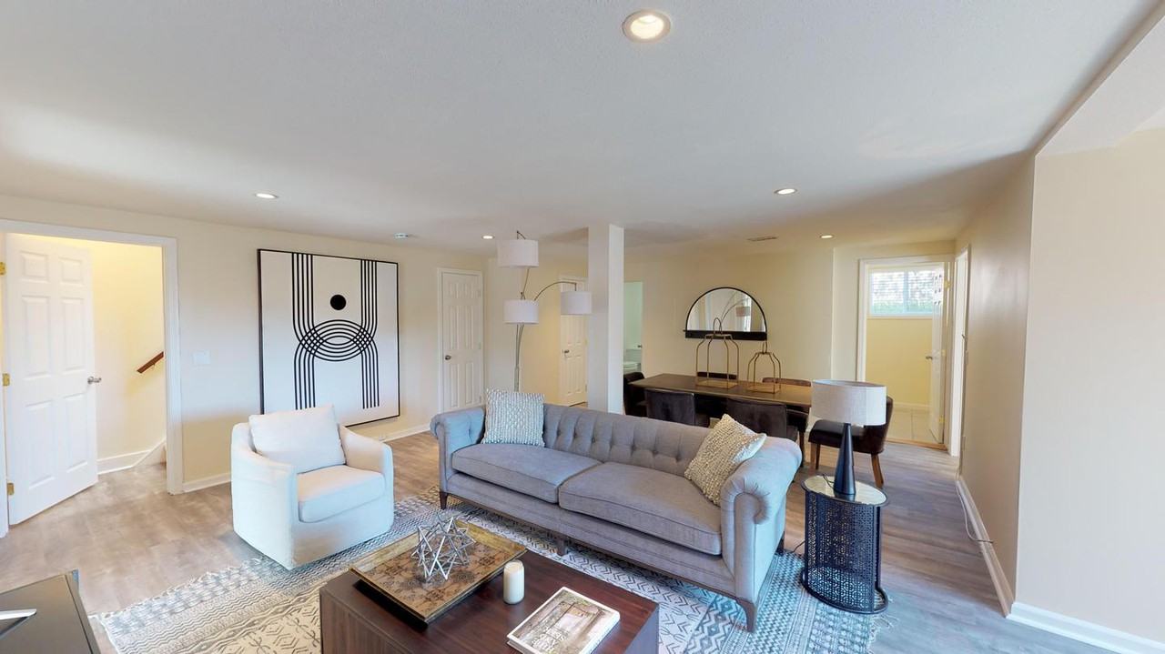 Spacious Outer Sunset home by Ocean Beach Apartments in San Francisco