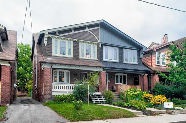 10 Dearbourne Avenue 30003, Toronto, ON M4K 1M7 4 Bedroom House for