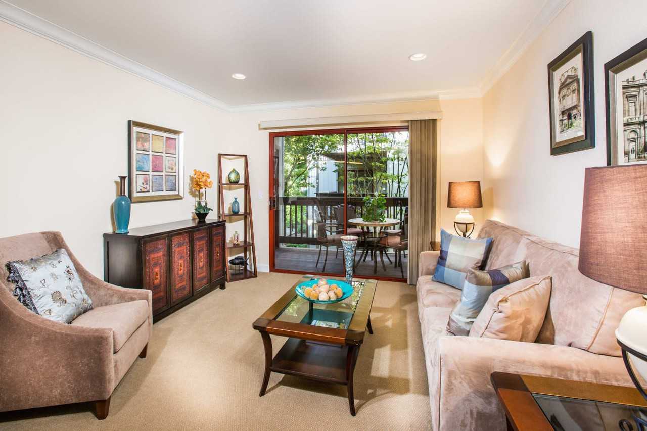 Oakmont Gardens Senior Living Apartments 301 White Oak Dr, Santa Rosa
