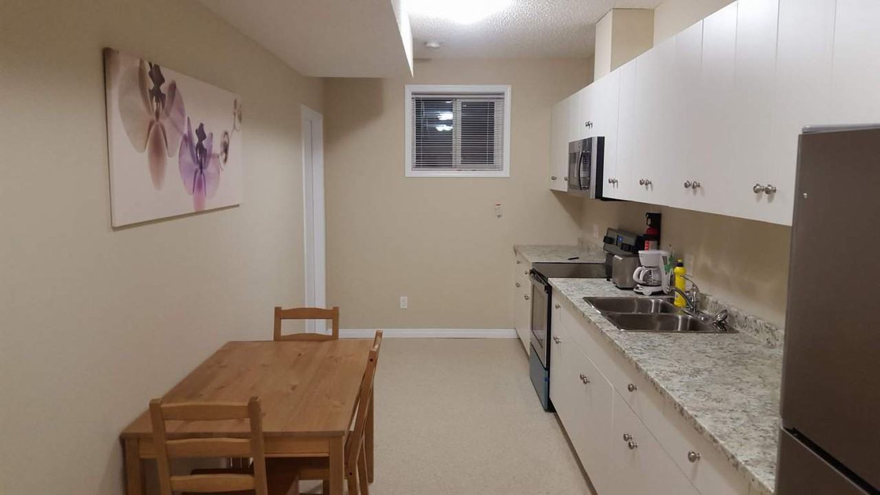 11618 86 Street Apartments in Parkdale, Edmonton, AB T5B 3J6 Zumper