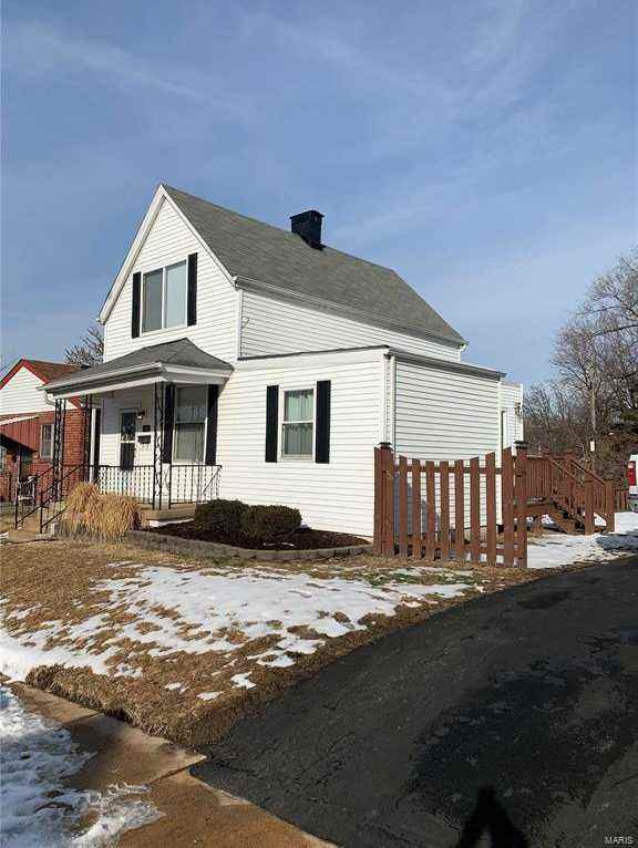 4339 Humphrey Street, St. Louis, MO 63116 3 Bedroom House for Rent for