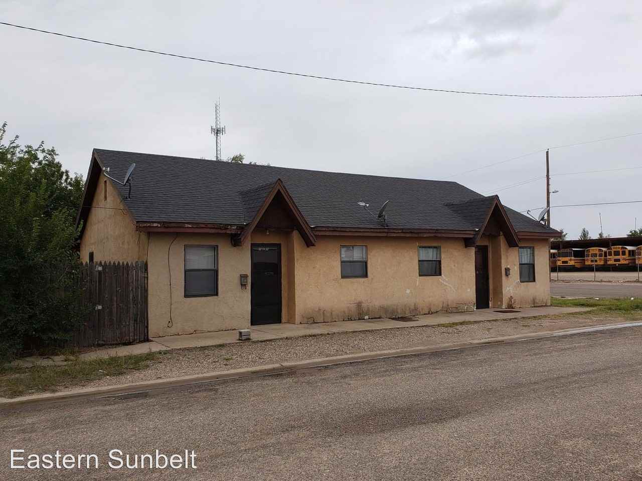 121 North Avenue E, Portales, NM 88130 1 Bedroom House for Rent for