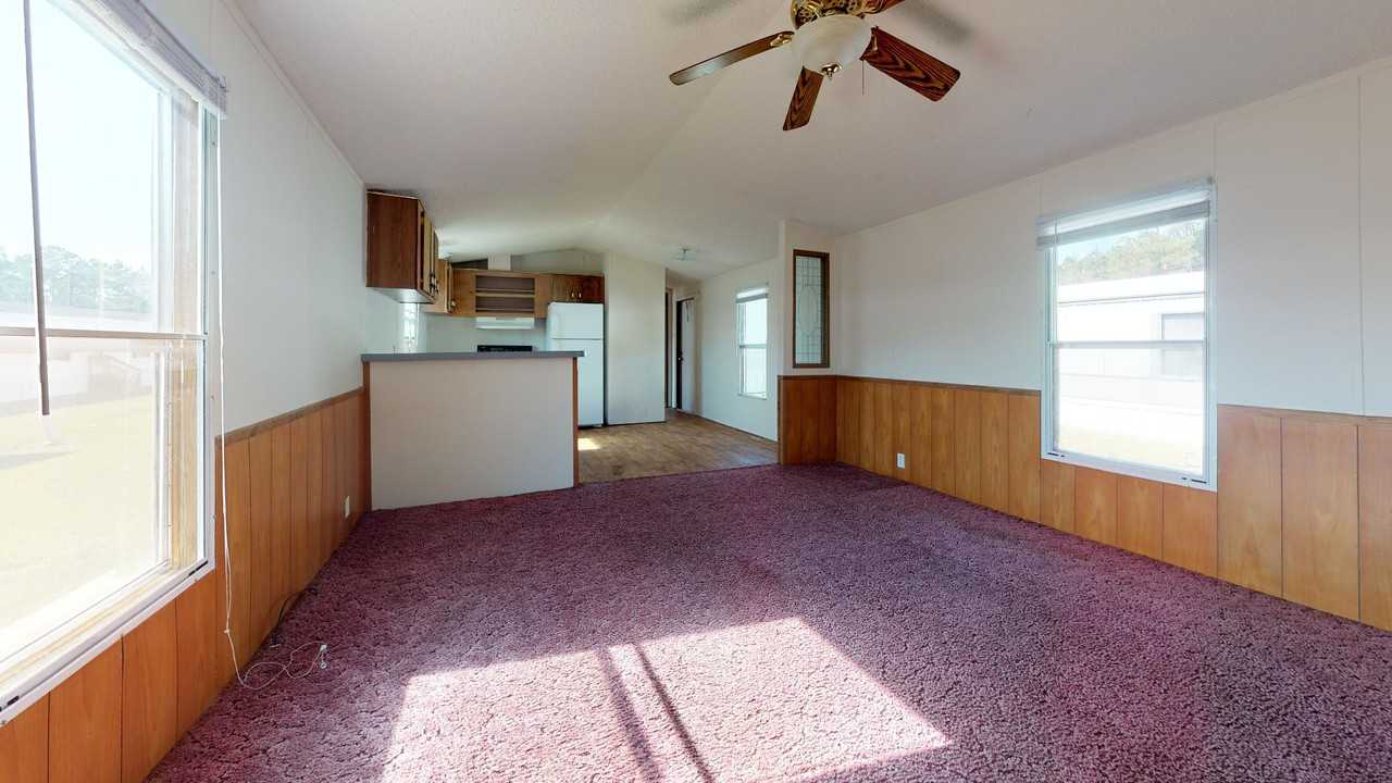 800 Old Whiteville Road 18, Lumberton, NC 28358 3 Bedroom Apartment