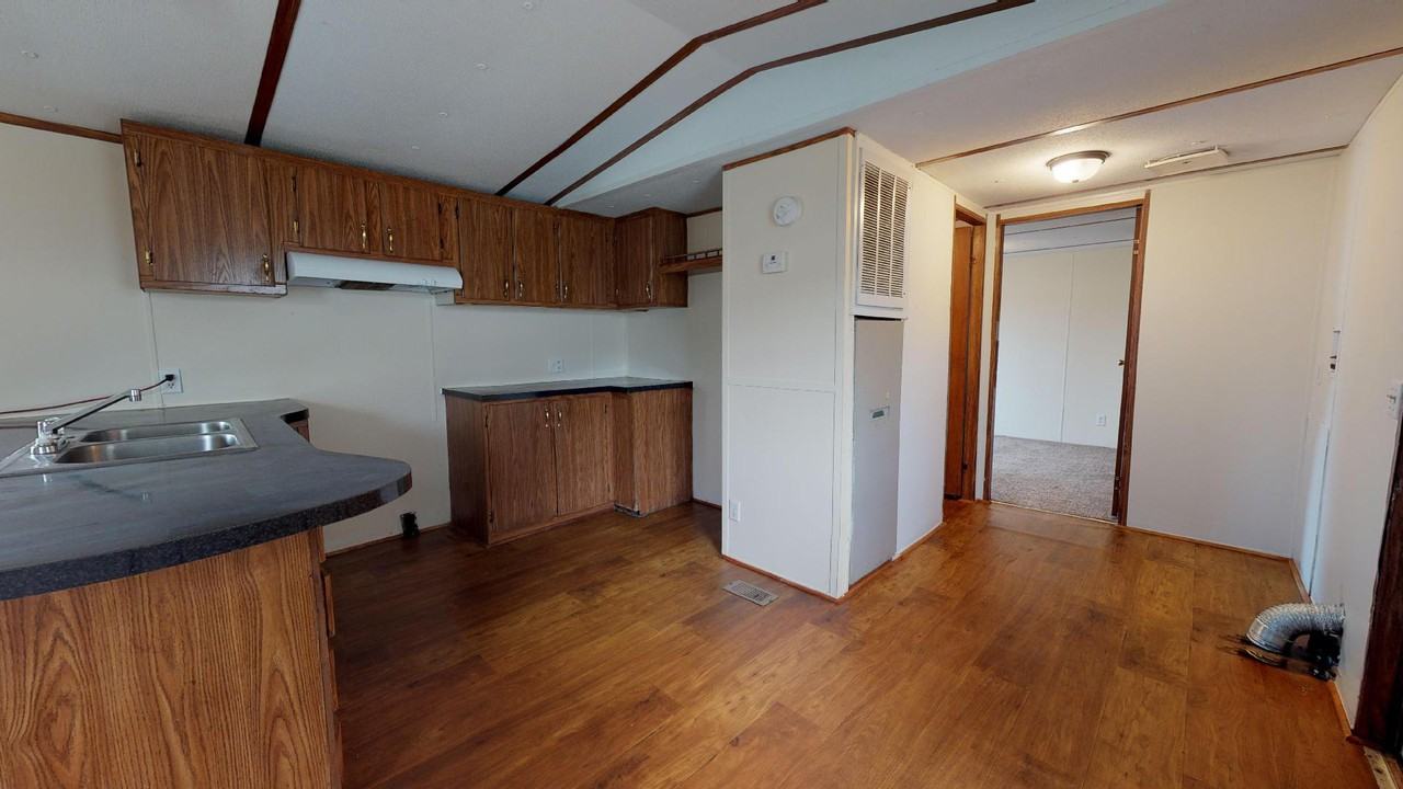 800 Old Whiteville Road 19, Lumberton, NC 28358 3 Bedroom Apartment